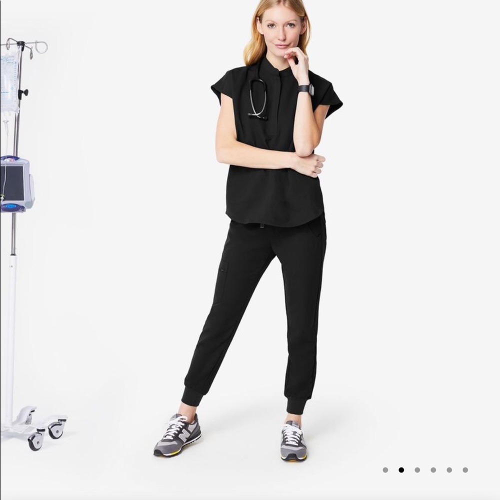 Figs Zamora Petite Jogger Scrub Pants